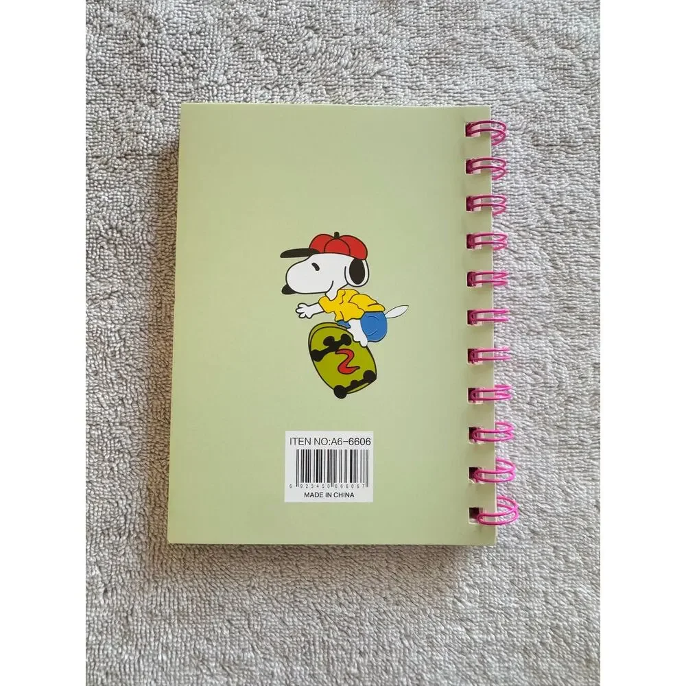 Snoopy peanuts riding